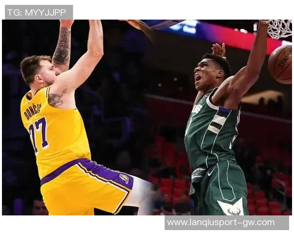 字母哥遭遇包夹困境半场12分钟仅得9分3助攻表现平平 字母哥遭遇包夹困境半场12分钟仅得9分3助攻表现平平