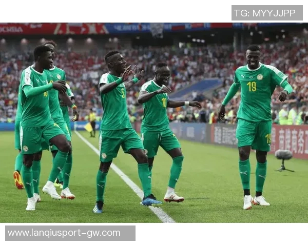 巴黎小将姆巴耶为塞内加尔打破非洲杯最年轻进球纪录