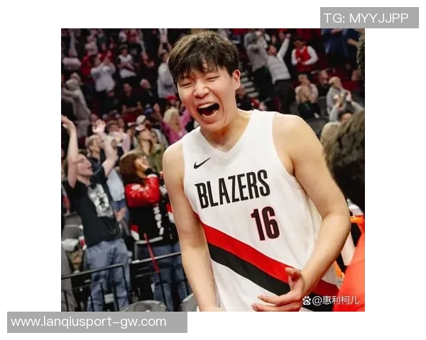 卢指导分析球队防守乱象强调需要提升顽强拼搏精神 卢指导分析球队防守乱象强调需要提升顽强拼搏精神